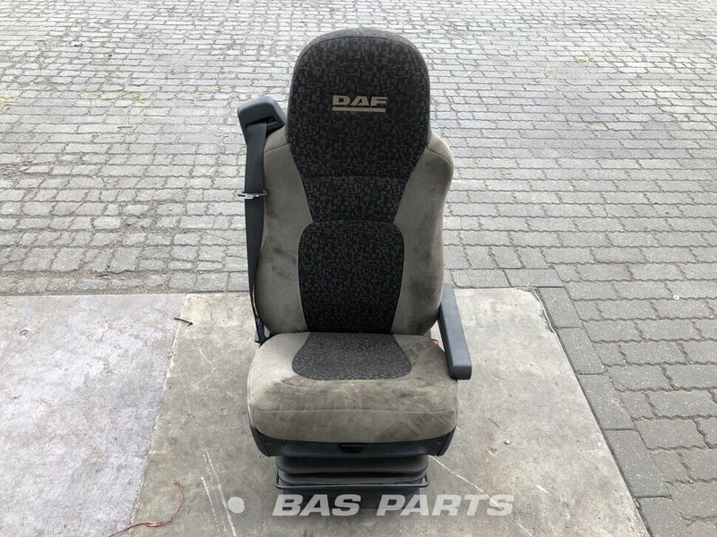 DAF CF75 Euro 4-5 - Seat for Truck: picture 1 DAF CF75 Euro 4-5 - Seat for Truck: picture 1