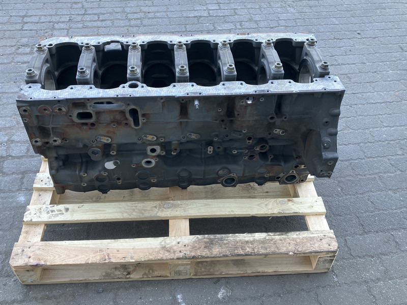 DAF Cilinderblok DAF 2115212 - Cylinder block for Truck: picture 3 DAF Cilinderblok DAF 2115212 - Cylinder block for Truck: picture 3