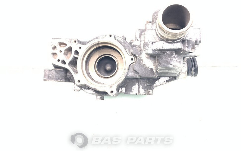 DAF Koelvloeistofpomp DAF 1913604 - Coolant pump for Truck: picture 1 DAF Koelvloeistofpomp DAF 1913604 - Coolant pump for Truck: picture 1