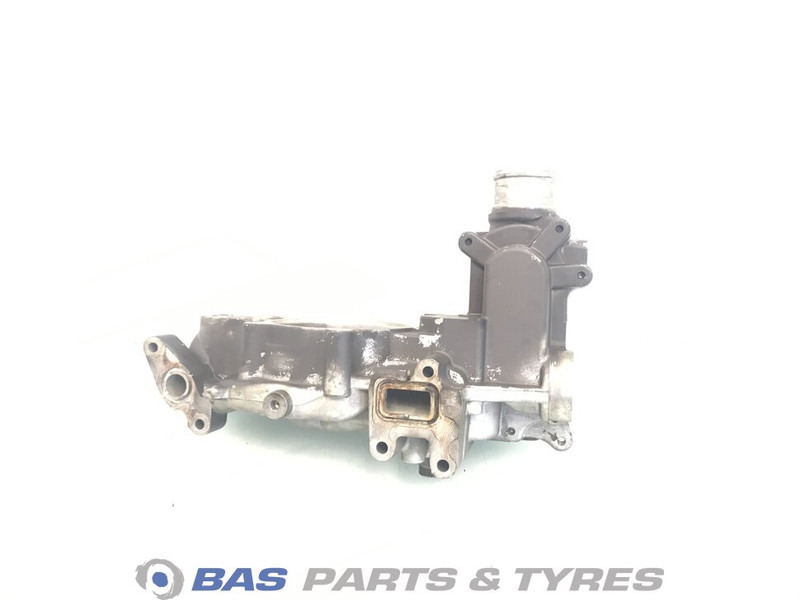DAF Koelvloeistofpomp DAF 1913604 - Coolant pump for Truck: picture 3 DAF Koelvloeistofpomp DAF 1913604 - Coolant pump for Truck: picture 3