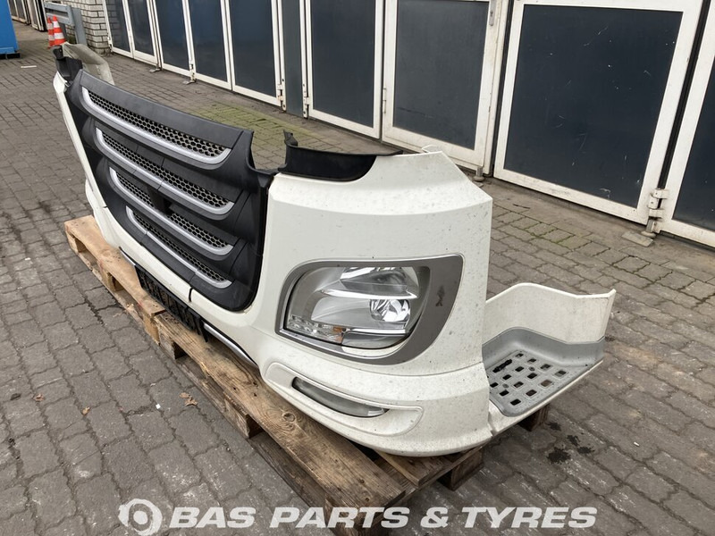 DAF XF106 Bumper DAF 2033875 - Bumper for Truck: picture 2 DAF XF106 Bumper DAF 2033875 - Bumper for Truck: picture 2
