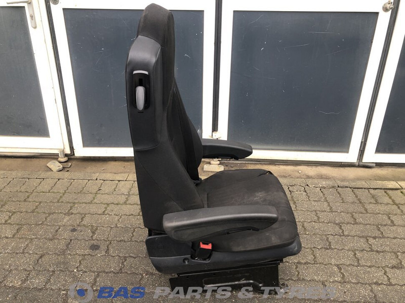 Mercedes-Benz Actros MP4 Chauffeursstoel Mercedes A 960 910 73 04 - Seat for Truck: picture 4 Mercedes-Benz Actros MP4 Chauffeursstoel Mercedes A 960 910 73 04 - Seat for Truck: picture 4