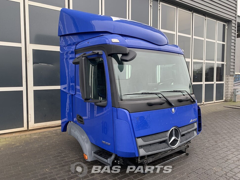 Mercedes-Benz Antos MP4 - Cab and interior for Truck: picture 2 Mercedes-Benz Antos MP4 - Cab and interior for Truck: picture 2