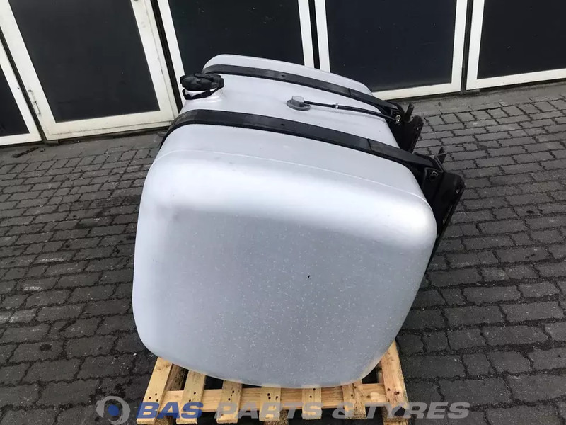 Mercedes-Benz Brandstoftank Mercedes 480 Liter A 960 470 43 03 - Fuel tank for Truck: picture 2 Mercedes-Benz Brandstoftank Mercedes 480 Liter A 960 470 43 03 - Fuel tank for Truck: picture 2