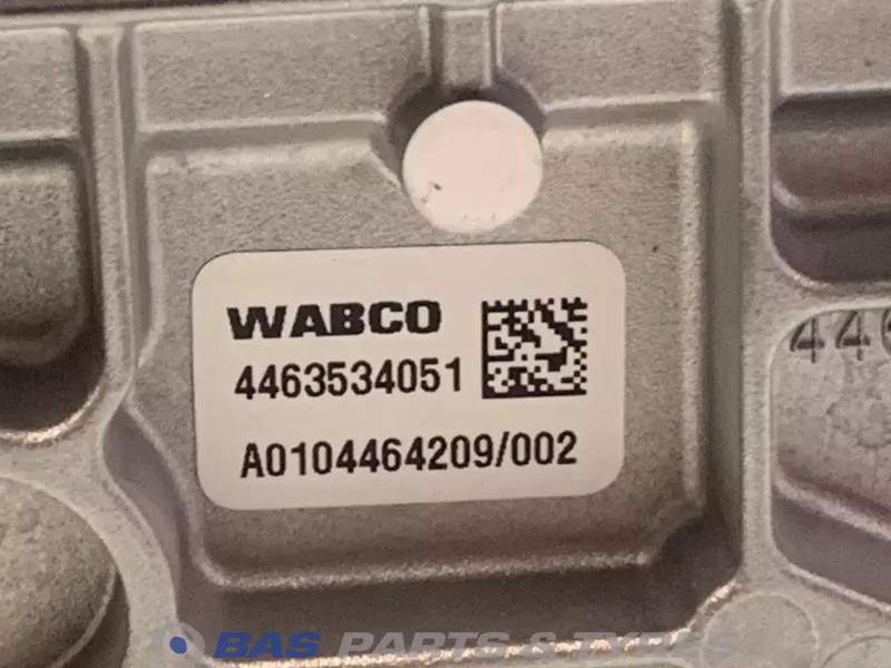 Mercedes-Benz Versnellingsbakdeksel Mercedes A 010 446 42 09 - Gearbox for Truck: picture 3 Mercedes-Benz Versnellingsbakdeksel Mercedes A 010 446 42 09 - Gearbox for Truck: picture 3