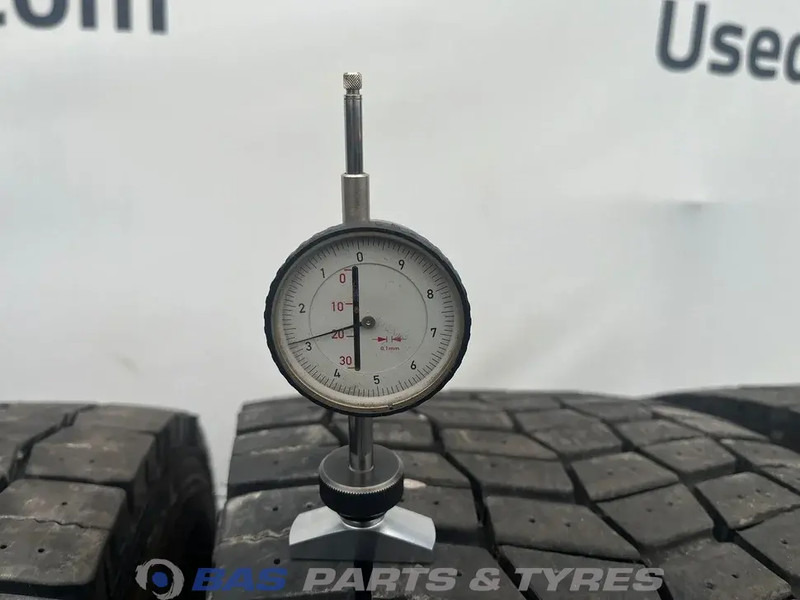 Michelin Remix Michelin Remix 315/70R22.5 X Multi D 154/150 M+S 3PMSF gebruikte set - Tire for Truck: picture 3 Michelin Remix Michelin Remix 315/70R22.5 X Multi D 154/150 M+S 3PMSF gebruikte set - Tire for Truck: picture 3