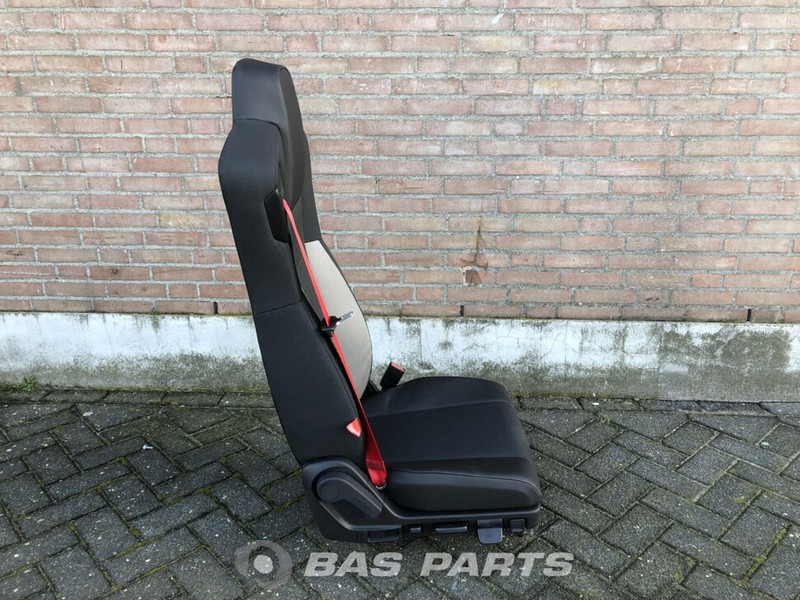 Renault Bijrijdersstoel Renault 7421879987 - Seat for Truck: picture 4 Renault Bijrijdersstoel Renault 7421879987 - Seat for Truck: picture 4