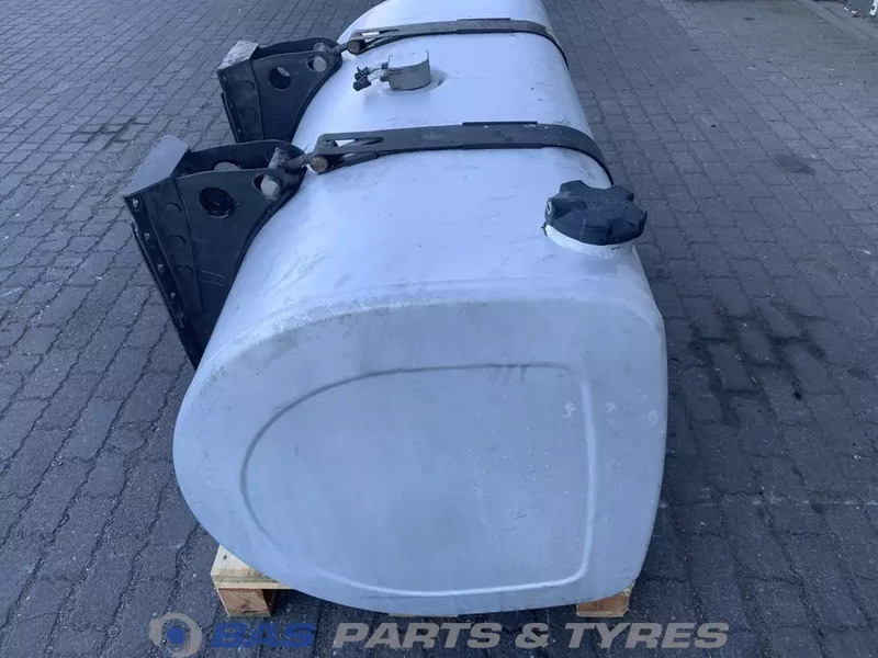 Renault Brandstoftank Renault 530 Liter G0000126 - Fuel tank for Truck: picture 2 Renault Brandstoftank Renault 530 Liter G0000126 - Fuel tank for Truck: picture 2