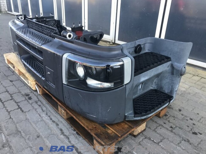 Renault D-Serie - Bumper for Truck: picture 2 Renault D-Serie - Bumper for Truck: picture 2