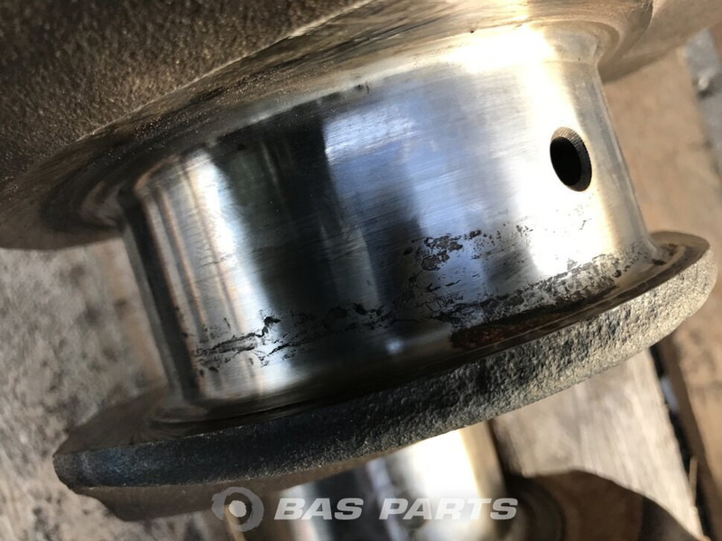 Renault Krukas Renault 7422235000 - Crankshaft for Truck: picture 4 Renault Krukas Renault 7422235000 - Crankshaft for Truck: picture 4