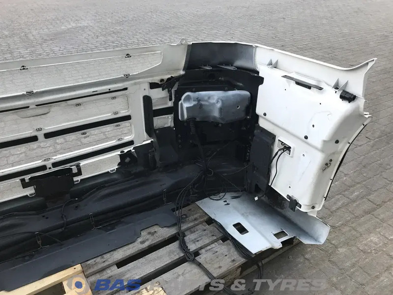Scania R-Serie - Bumper for Truck: picture 5 Scania R-Serie - Bumper for Truck: picture 5
