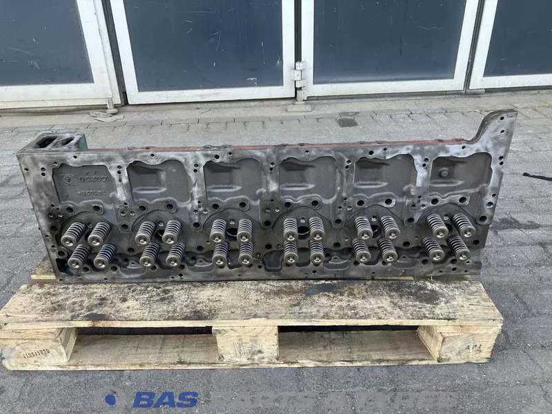 Volvo Cilinderkop Volvo D13K 460 21754367 - Cylinder block for Truck: picture 3 Volvo Cilinderkop Volvo D13K 460 21754367 - Cylinder block for Truck: picture 3