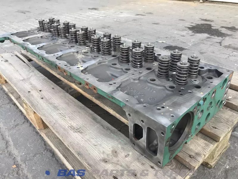 Volvo Cilinderkop Volvo D13K 460 22467253 - Cylinder block for Truck: picture 4 Volvo Cilinderkop Volvo D13K 460 22467253 - Cylinder block for Truck: picture 4