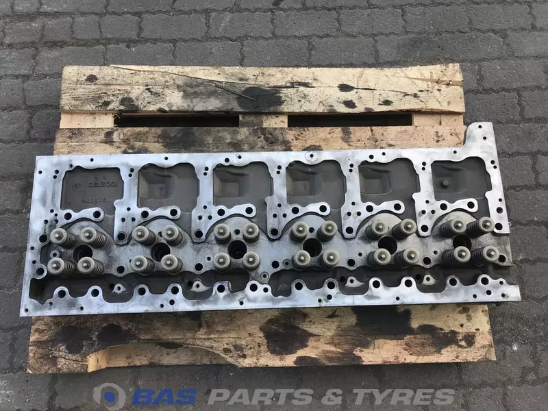 Volvo Cilinderkop Volvo D13K 460 K4 22467253 - Cylinder block for Truck: picture 3 Volvo Cilinderkop Volvo D13K 460 K4 22467253 - Cylinder block for Truck: picture 3