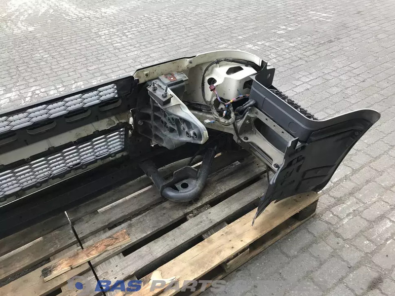 Volvo FE Euro 6 Bumper Volvo 82543887 - Bumper for Truck: picture 5 Volvo FE Euro 6 Bumper Volvo 82543887 - Bumper for Truck: picture 5