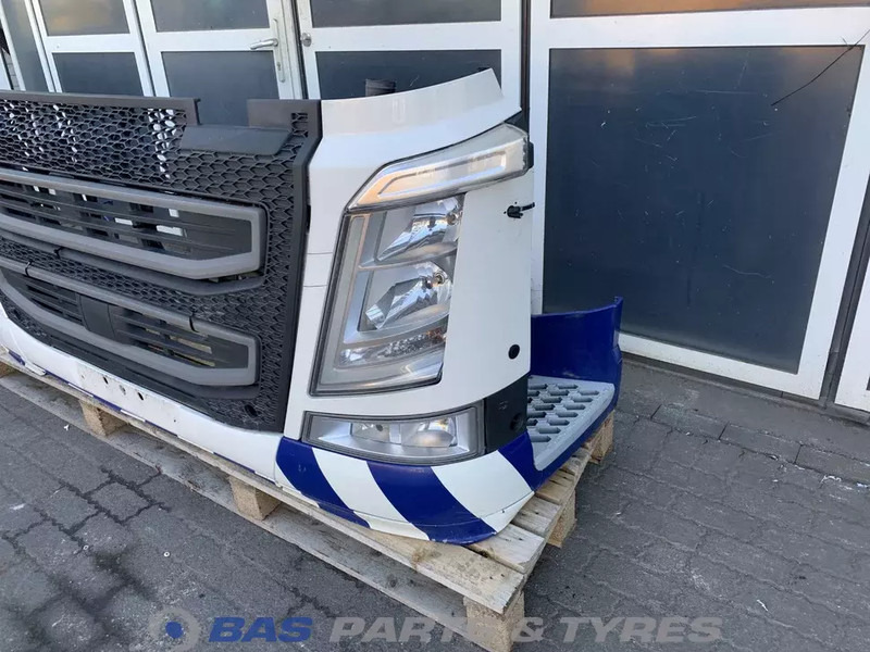 Volvo FH4 Bumper Volvo 82139942 - Bumper for Truck: picture 2 Volvo FH4 Bumper Volvo 82139942 - Bumper for Truck: picture 2