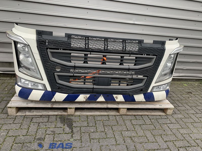 Volvo FH4 - Bumper for Truck: picture 1 Volvo FH4 - Bumper for Truck: picture 1