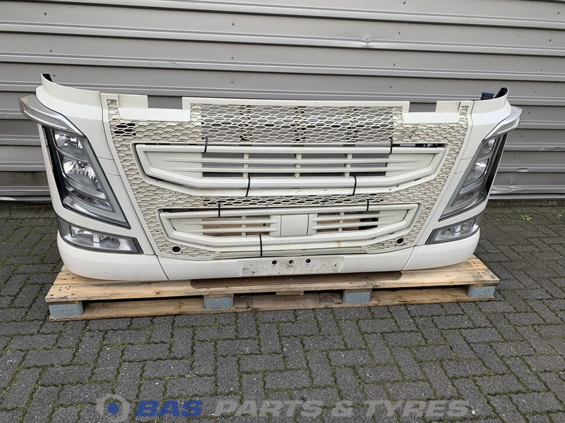 Volvo FH4 - Bumper for Truck: picture 1 Volvo FH4 - Bumper for Truck: picture 1