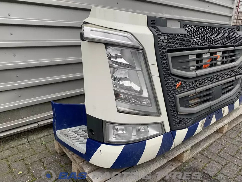 Volvo FH4 - Bumper for Truck: picture 3 Volvo FH4 - Bumper for Truck: picture 3