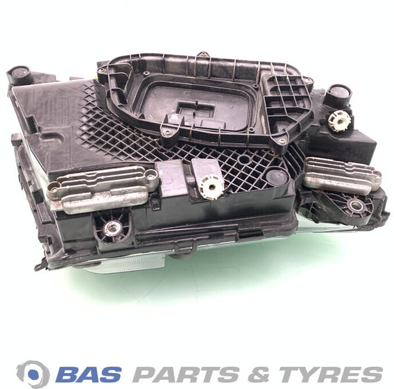 Volvo FH4B Koplamp Rechts 23752671 - Headlight for Truck: picture 5 Volvo FH4B Koplamp Rechts 23752671 - Headlight for Truck: picture 5