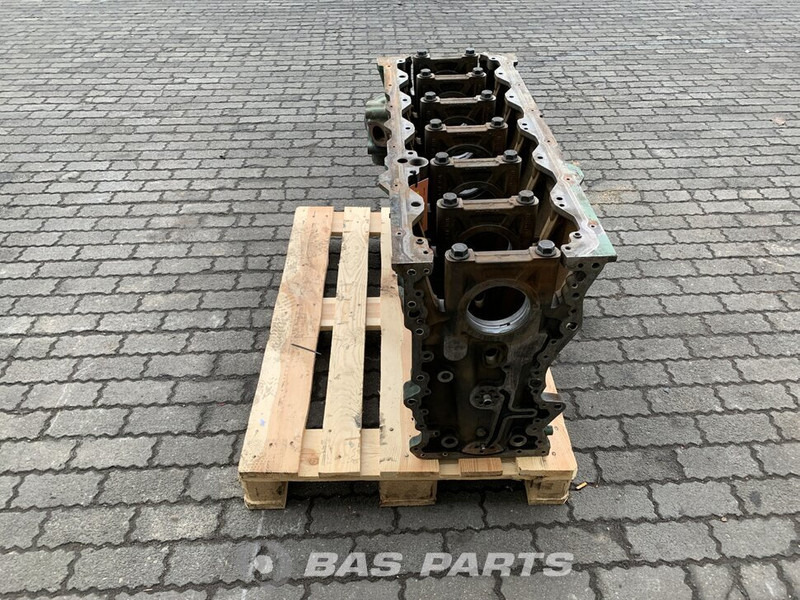 Volvo Motorblok Volvo 20713807 - Cylinder block for Truck: picture 2 Volvo Motorblok Volvo 20713807 - Cylinder block for Truck: picture 2