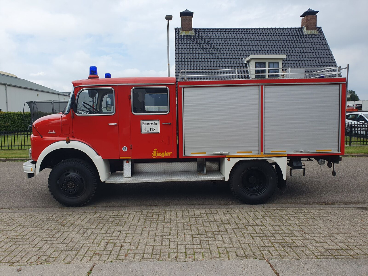 Mercedes-Benz Mercedes LAF 1113 B 4WD | 6-cilinder Turbo (Overland Camper) brandweerwagen - Fire truck: picture 4 Mercedes-Benz Mercedes LAF 1113 B 4WD | 6-cilinder Turbo (Overland Camper) brandweerwagen - Fire truck: picture 4