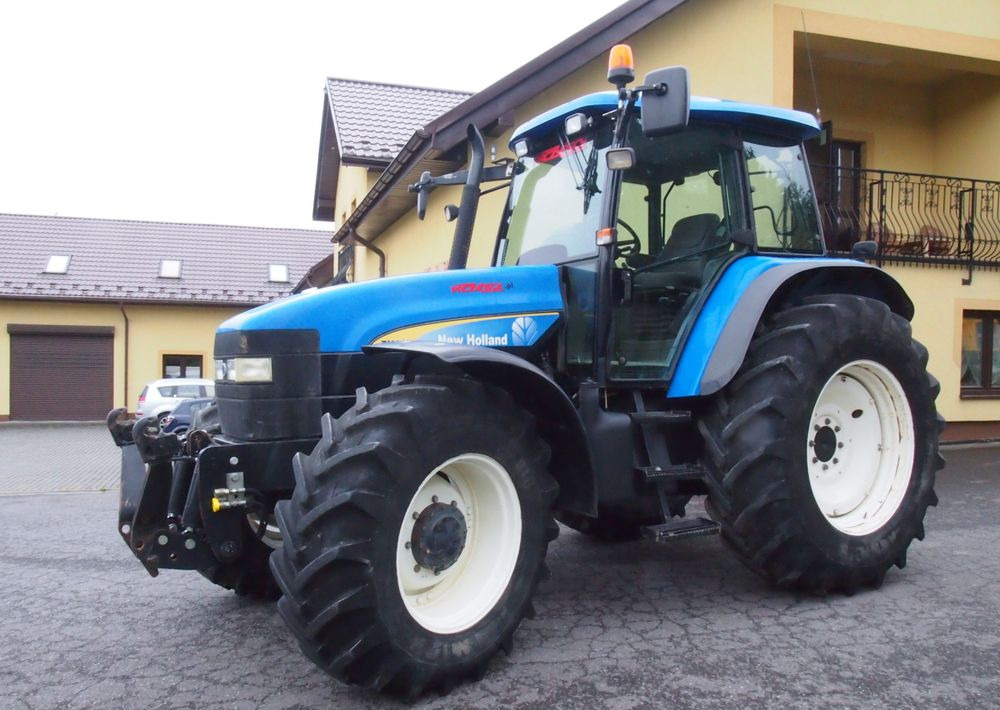 Ciągnik New Holland TM 140 2004 Przedni TUZ - Farm tractor: picture 3 Ciągnik New Holland TM 140 2004 Przedni TUZ - Farm tractor: picture 3