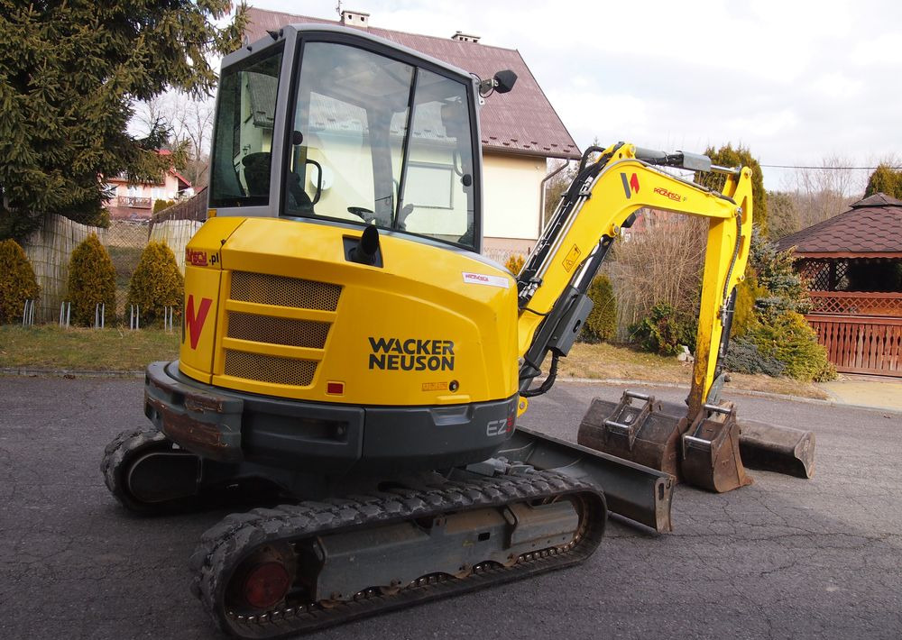 Minikoparka Wacker Neuson EZ36 2018 Minikoparka Wacker Neuson - Mini excavator: picture 2 Minikoparka Wacker Neuson EZ36 2018 Minikoparka Wacker Neuson - Mini excavator: picture 2