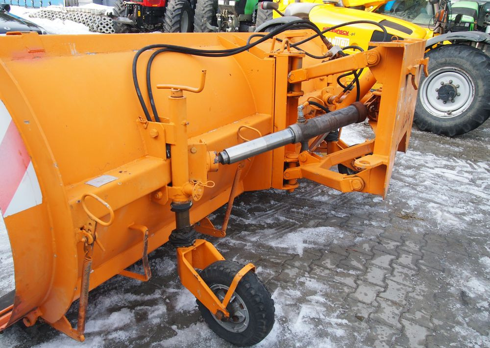Pług do śniegu nn 2005 Skosowany obustronnie hydraulicznie - Snow plough: picture 3 Pług do śniegu nn 2005 Skosowany obustronnie hydraulicznie - Snow plough: picture 3