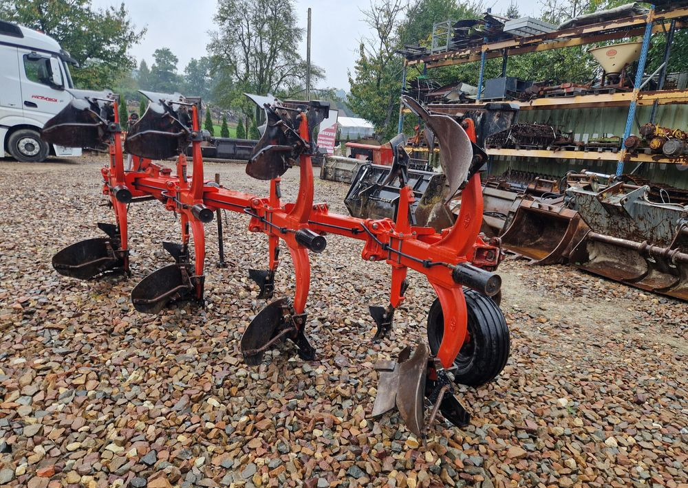 Pług obrotowy GREGOIRE-BESSON 2002 Pług 4 skibowy obrotowy Gregoire-Besson - Plow: picture 2 Pług obrotowy GREGOIRE-BESSON 2002 Pług 4 skibowy obrotowy Gregoire-Besson - Plow: picture 2