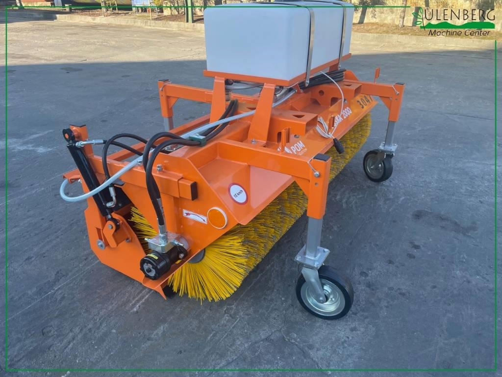 Pom AUGUSTÓW T801/1 - Attachment for Municipal tractor: picture 3 Pom AUGUSTÓW T801/1 - Attachment for Municipal tractor: picture 3