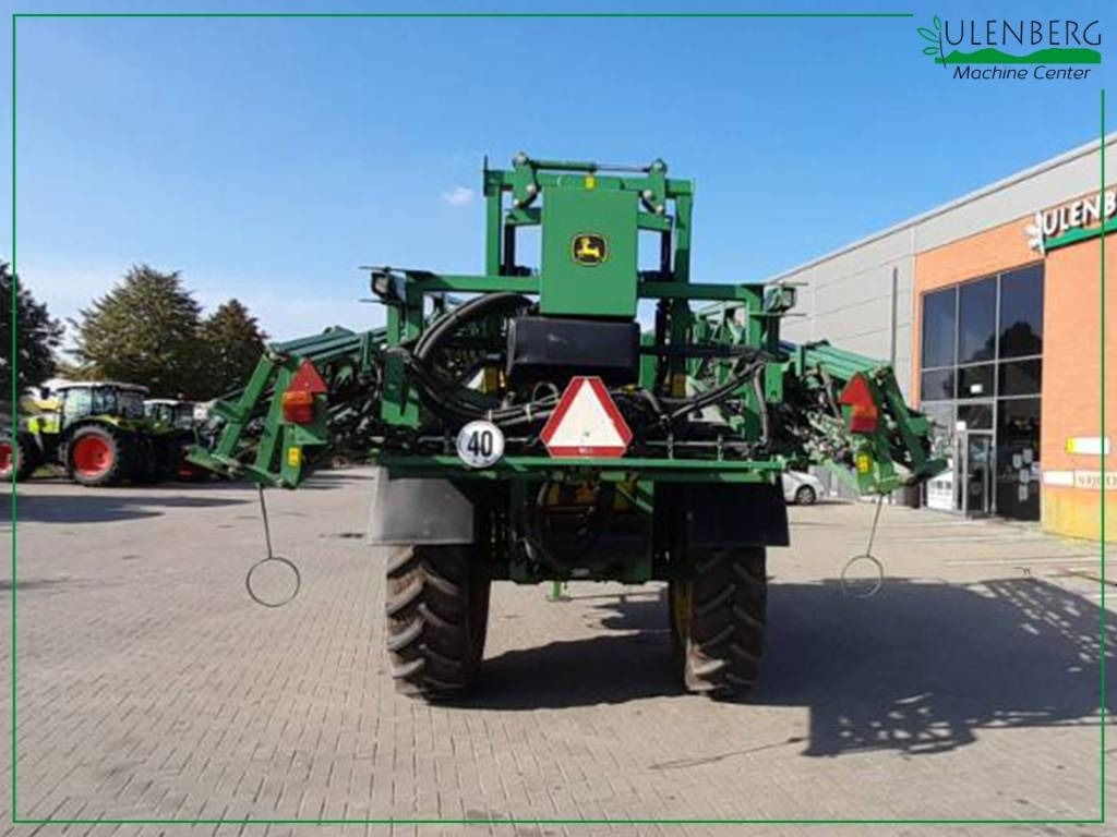 John Deere M 740 - Trailed sprayer: picture 5 John Deere M 740 - Trailed sprayer: picture 5