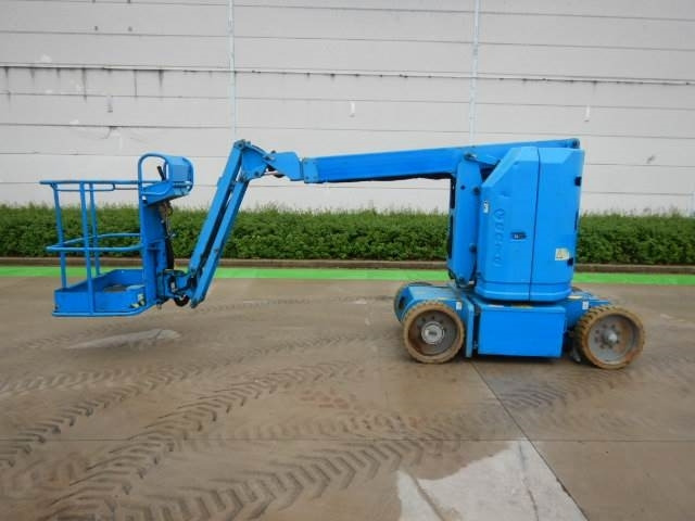 Genie Z30-20N  - Articulated boom: picture 1 Genie Z30-20N  - Articulated boom: picture 1