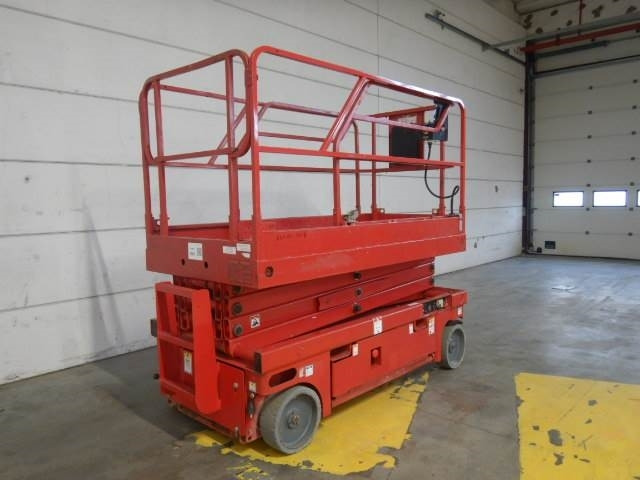 Haulotte Compact 10  - Scissor lift: picture 2 Haulotte Compact 10  - Scissor lift: picture 2
