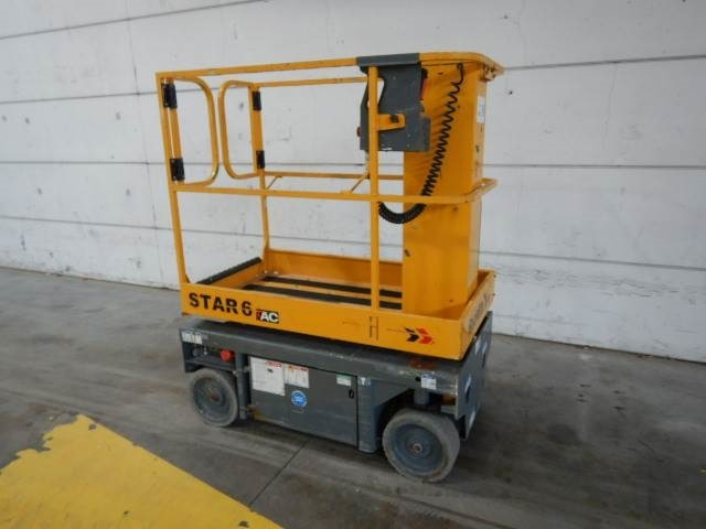 Haulotte STAR 6AC - Vertical mast lift: picture 3 Haulotte STAR 6AC - Vertical mast lift: picture 3