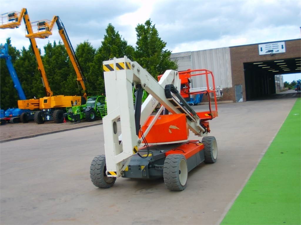 Snorkel A38E - Articulated boom: picture 4 Snorkel A38E - Articulated boom: picture 4