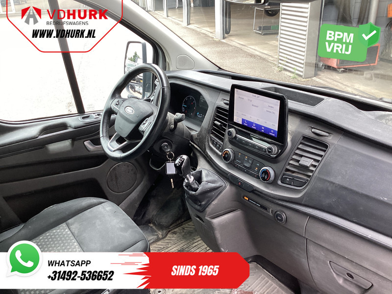 Ford Transit Custom 2.0 TDCI L2 Trend DC Dubbel Cabine BPM VRIJ! Stoelverw./ Carplay/ 2.7t Trekverm./ Navi/ PDC/ Cruise - Small van, Combi van: picture 3 Ford Transit Custom 2.0 TDCI L2 Trend DC Dubbel Cabine BPM VRIJ! Stoelverw./ Carplay/ 2.7t Trekverm./ Navi/ PDC/ Cruise - Small van, Combi van: picture 3