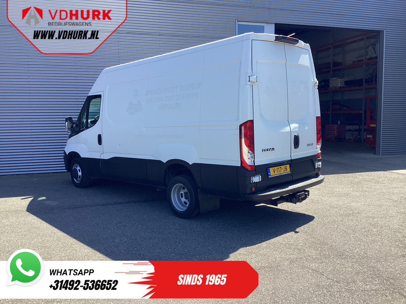 Iveco Daily 35C13V 2.3 L2H2 EXPORT ONLY Dubbel lucht/ 3.5t Trekverm./ Airco/ 3 Persoons/ Gev. Stoel/ Trekhaak - Panel van: picture 2 Iveco Daily 35C13V 2.3 L2H2 EXPORT ONLY Dubbel lucht/ 3.5t Trekverm./ Airco/ 3 Persoons/ Gev. Stoel/ Trekhaak - Panel van: picture 2