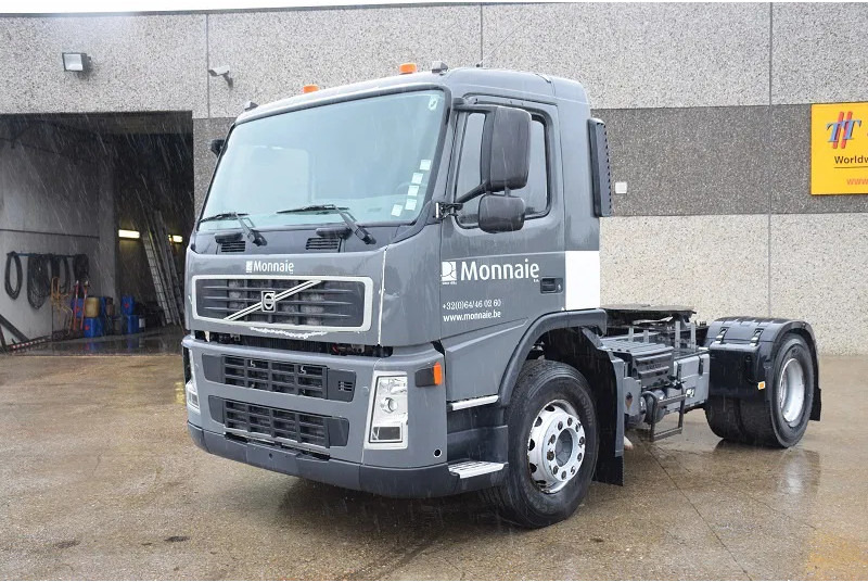 Volvo FM 9.300 - Tractor unit: picture 2 Volvo FM 9.300 - Tractor unit: picture 2