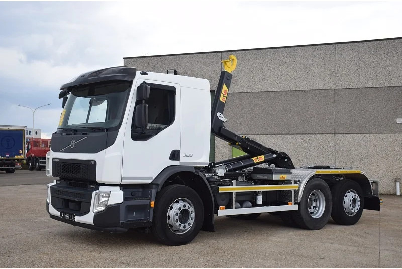 Volvo FE 320 - Hook lift truck: picture 1 Volvo FE 320 - Hook lift truck: picture 1