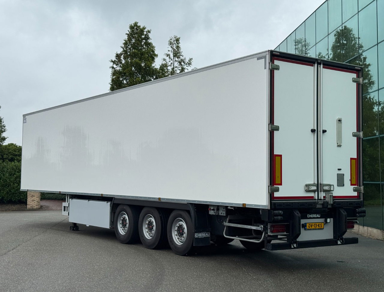 Chereau CSD3 247 CM Wide 265 CM High Thermo King SLXi300 With Only 850 Hours NEW - Refrigerator semi-trailer: picture 3 Chereau CSD3 247 CM Wide 265 CM High Thermo King SLXi300 With Only 850 Hours NEW - Refrigerator semi-trailer: picture 3