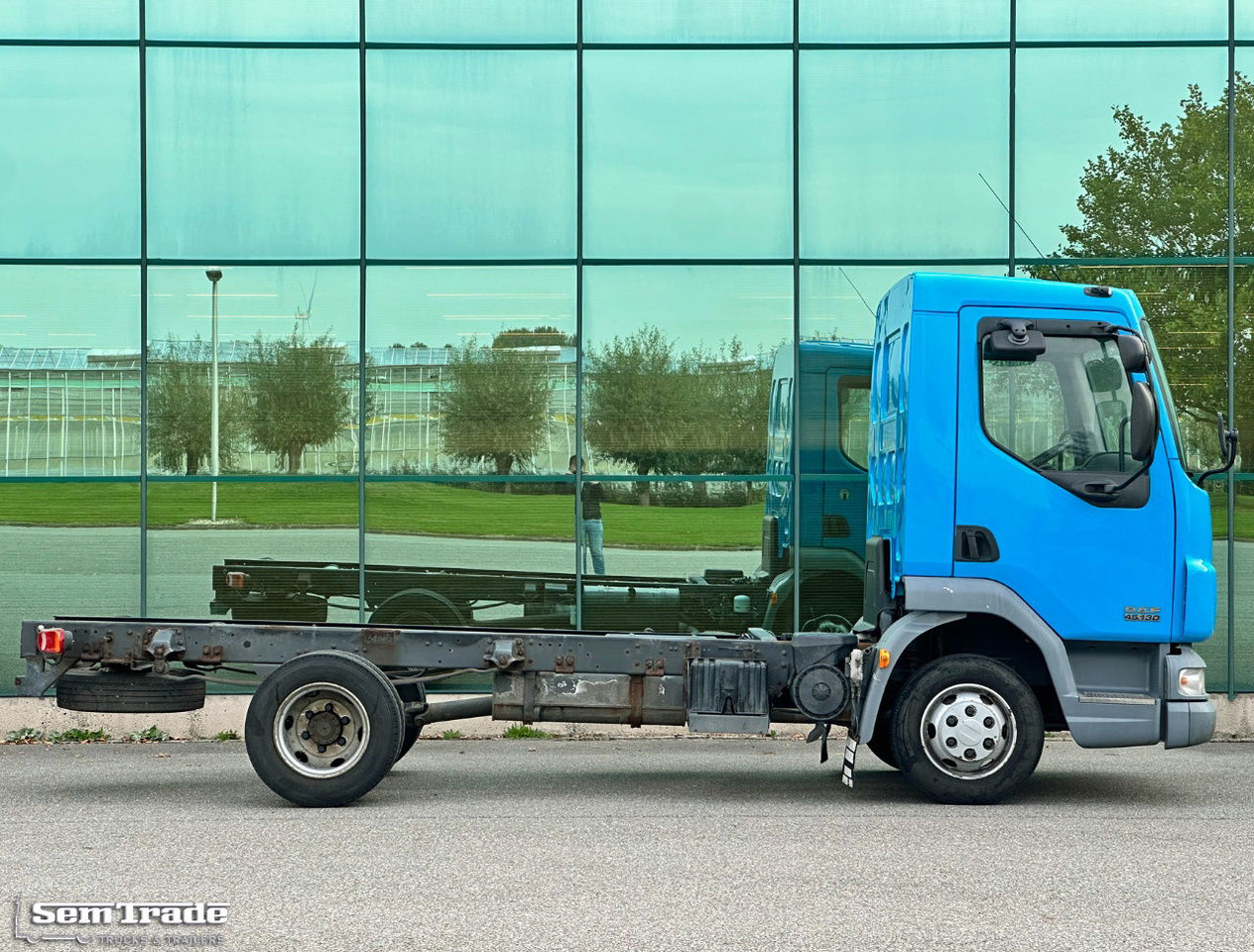 DAF LF 45.130 Euro 3 Manual Gearbox Holland-Truck - Cab chassis truck: picture 5 DAF LF 45.130 Euro 3 Manual Gearbox Holland-Truck - Cab chassis truck: picture 5