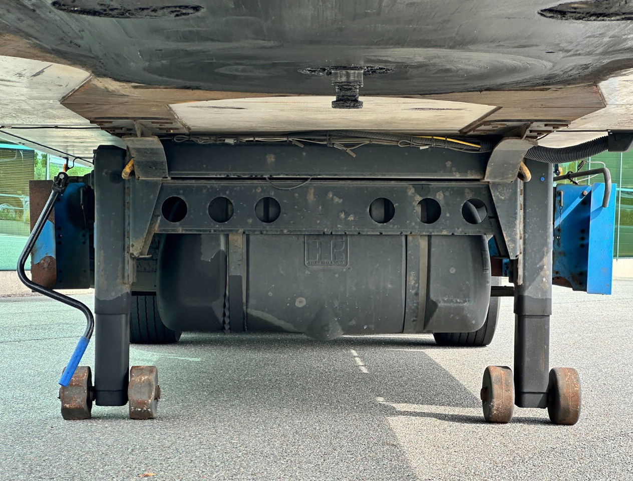 Refrigerator semi-trailer Kögel S24-4 Thermo King SLXi 300 Lift Axle 1340x250x270 CM Inside Super Condition: picture 13 Refrigerator semi-trailer Kögel S24-4 Thermo King SLXi 300 Lift Axle 1340x250x270 CM Inside Super Condition: picture 13