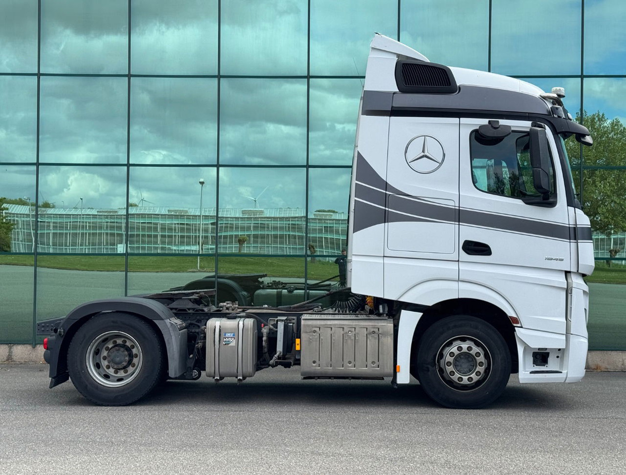 Mercedes-Benz Actros 1945 382.000 KM PTO + Hydraulics TOP Condition NL Truck - Tractor unit: picture 5 Mercedes-Benz Actros 1945 382.000 KM PTO + Hydraulics TOP Condition NL Truck - Tractor unit: picture 5