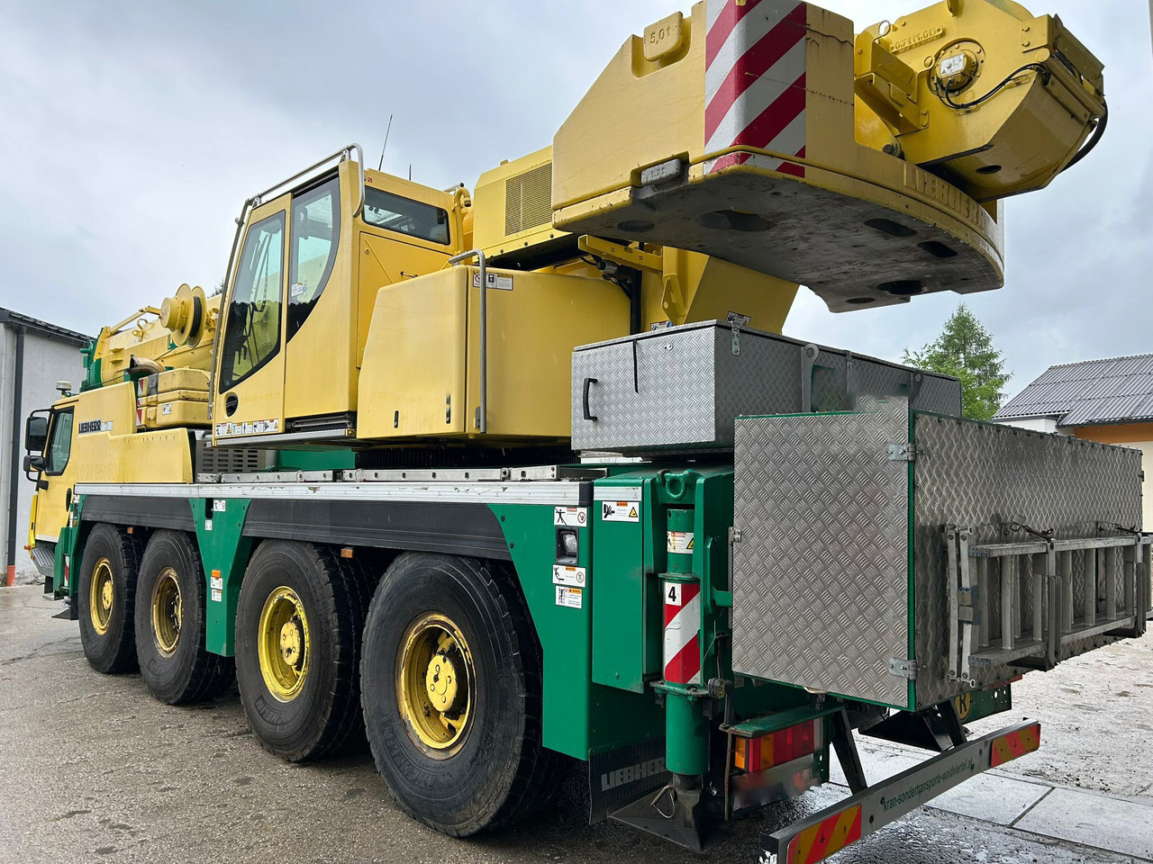 LIEBHERR LTM 1070-4.2 - Mobile crane: picture 3 LIEBHERR LTM 1070-4.2 - Mobile crane: picture 3