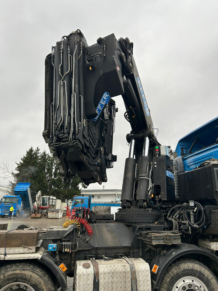 Volvo 520 FH + Effer 1550/8S - Loader crane: picture 5 Volvo 520 FH + Effer 1550/8S - Loader crane: picture 5