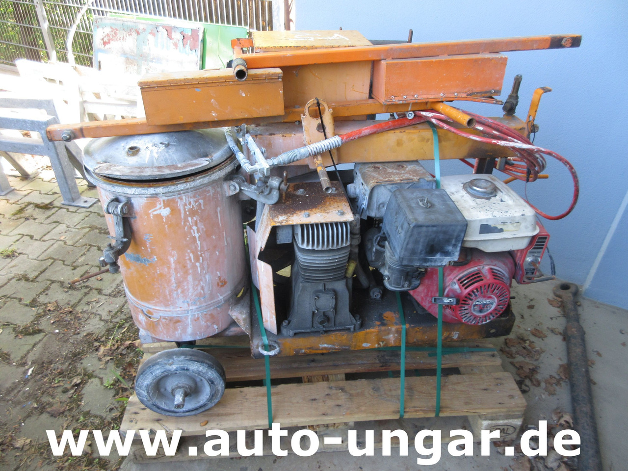 - Asphalt machine: picture 1 - Asphalt machine: picture 1