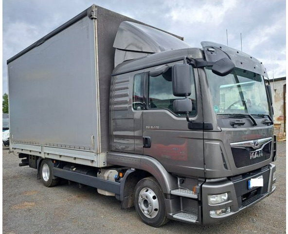 MAN TGL 8.220 (7.5t na 5.8m) air luft miachy - Curtainsider truck: picture 2 MAN TGL 8.220 (7.5t na 5.8m) air luft miachy - Curtainsider truck: picture 2