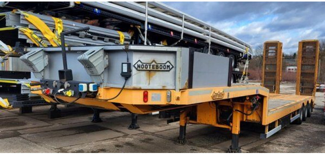 Nooteboom MCO 48-03 - Low loader semi-trailer: picture 2 Nooteboom MCO 48-03 - Low loader semi-trailer: picture 2