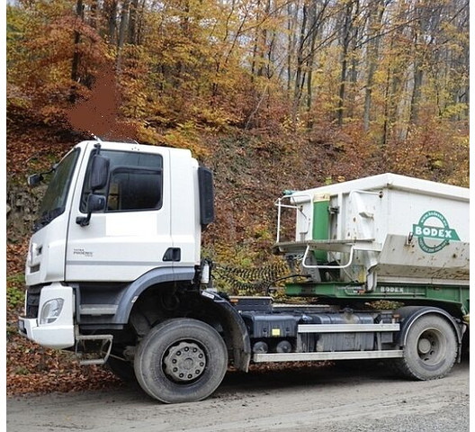 Tatra 4x4 hydr. T158 Phoenix (8P6R23) / DAF - Tractor unit: picture 1 Tatra 4x4 hydr. T158 Phoenix (8P6R23) / DAF - Tractor unit: picture 1